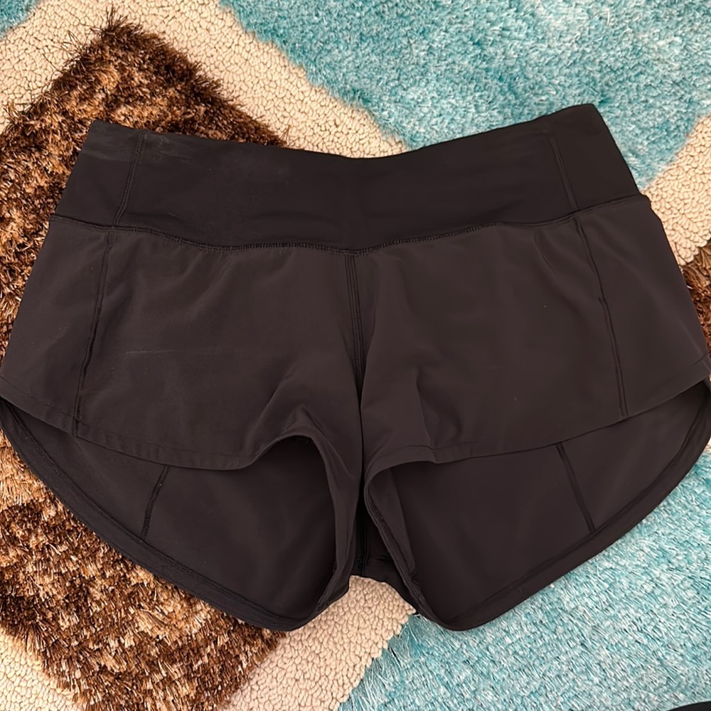 Lululemon speed up short